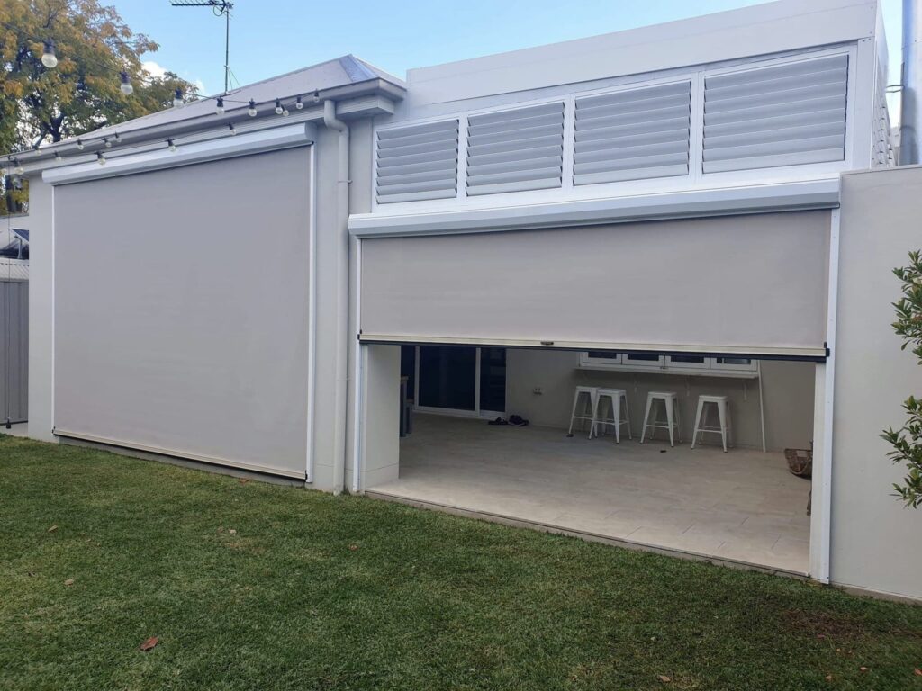 Ziptrak outdoor blinds enclosing an alfresco area